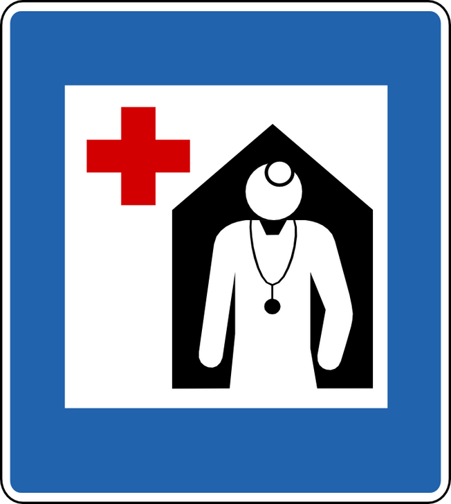 Dopravní značka Nemocnice Island . Dopravní značka Nemocnice používaná na Islandu.
