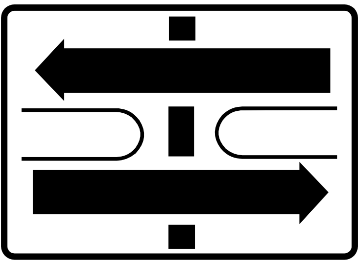 Dopravn znaka Tvar kiovatky 2c E 2c. Dopravn znaka Tvar kiovatky vyznauje skuten tvar kiovatky a mimo tabulky a t hlavn a vedlej pozemn komunikaci.